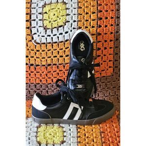 GBG Los Angeles Black Olimpia Fashion Sneakers Women's 9.5 M | Streetwear